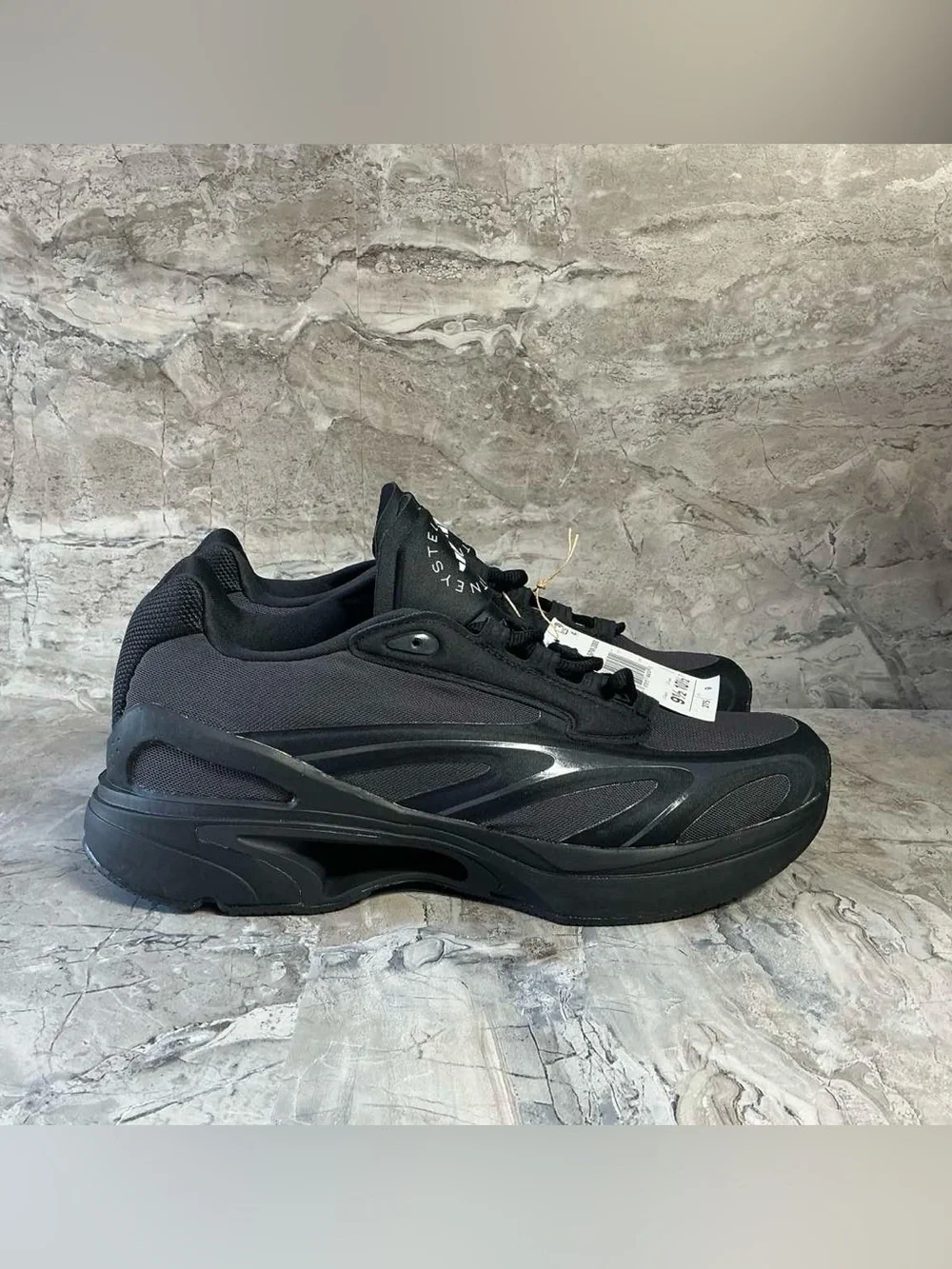 Adidas SPORTSWEAR  2000 SHOES